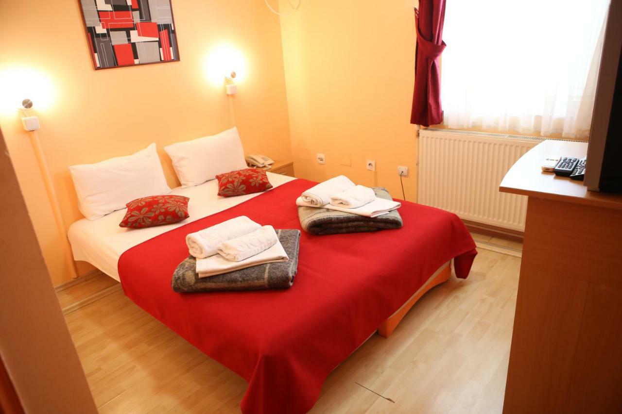 Hotel&Spamontenegro Rivijera Veles Buitenkant foto